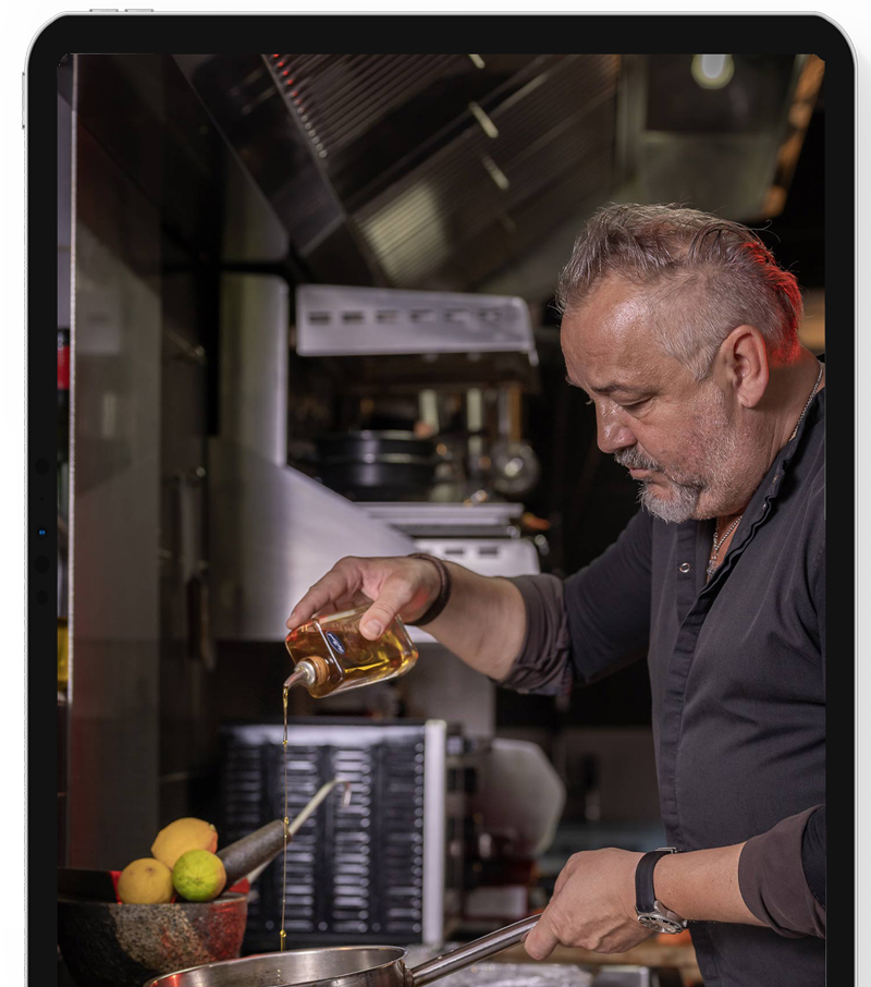 port361 Team Hinter jedem Gericht im port 361 stehen Menschen, die mit Leidenschaft, Präzision und Kreativität arbeiten.